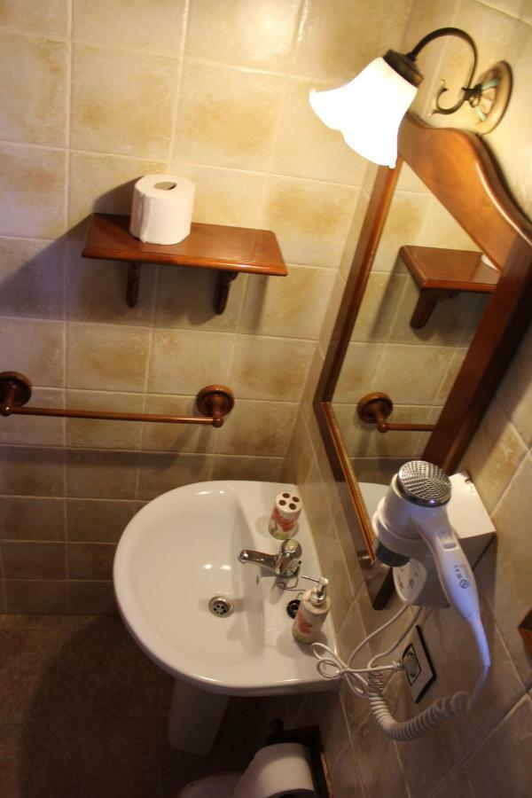 Lo Segador Guest House เอลโปเบลโนว เดล เดลตา ภายนอก รูปภาพ
